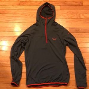 Dynafit mens medium hooded base layer. Half zip. Similar to Patagonia R1